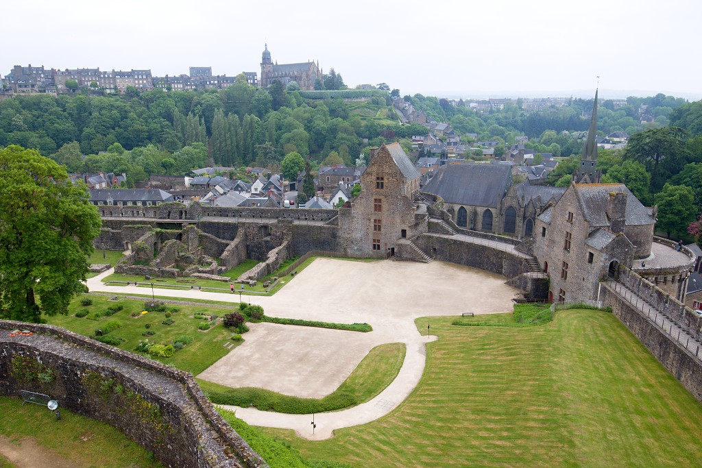 chateau de Fougeres kasteel hdr frankrijk france indre middeleeuwen paleis departement Ille-et-Vilaine slot burcht fort bretagne